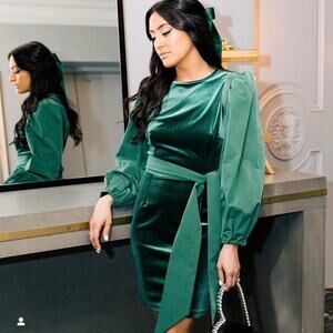 LDT Hannah Stretch Christmas Green Velvet Puff Long Sleeve Mini Dress 14 NWOT